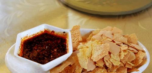 烹饪新颖美食，黄粉佳肴不可错过！（云南黄粉，尝尽美味佳肴）-第2张图片-美味行家