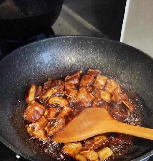 不放酱油的糖醋排骨（健康又美味的家常菜）-第2张图片-美味行家