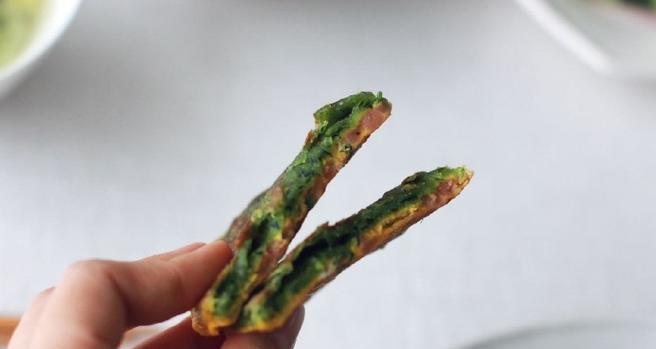 自制野菜饼的制作方法（健康美味，营养丰富的素食之选）-第3张图片-美味行家