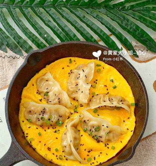 手工制作鲜肉芝麻饺（传统美食的珍馐，小巧香醇入口即化）-第2张图片-美味行家