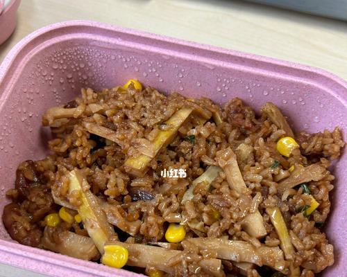 用竹笋制作美味饭菜的精髓（享受竹笋饭的独特滋味——竹笋，自然的美食）-第2张图片-美味行家