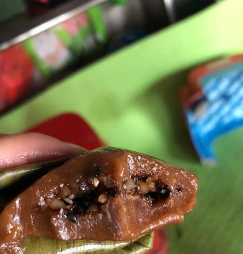 做法详解！香蕉糯米糍的制作步骤（简单易学，学会这个做法就能随时享受美味糯米糍）-第1张图片-美味行家