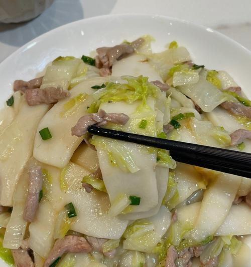 快手美食（不只是“年糕炒肉”，一口咬下让你欲罢不能）-第3张图片-美味行家