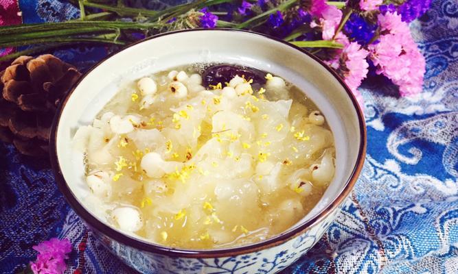 美味健康薏米银耳羹（清热润肤，养生美食）-第2张图片-美味行家