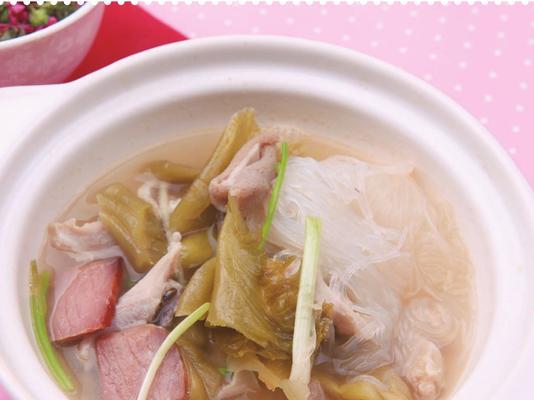酸菜炒肚片，美味不容错过（家常菜的酸辣鲜香，一碗让你欲罢不能）-第1张图片-美味行家