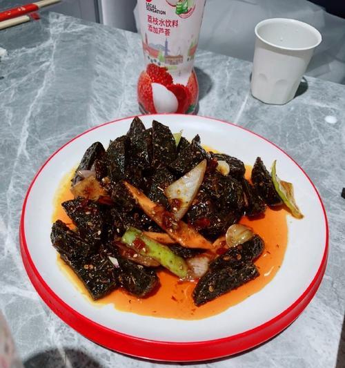 美味实蛋炒虾仁的做法（快速制作的家常小炒菜）-第3张图片-美味行家