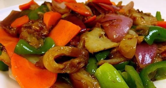 爆炒牛蹄筋的制作方法（做出香酥可口的牛蹄筋，让你爱不释手）-第2张图片-美味行家