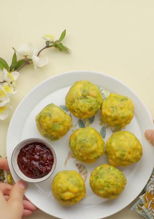品尝美食，体验美好生活——以蒸菜荠荠菜团子为例（家庭制作美味荠荠菜团子，营养丰富，美味可口）-第1张图片-美味行家