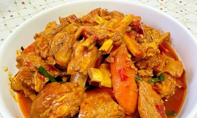 香辣小羊排的制作方法（掌握美食家的烹饪技巧，学会一道迷人的美食！）-第1张图片-美味行家